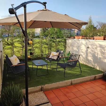 아파트 Art-apart 106 Lt Con Giardino Privato