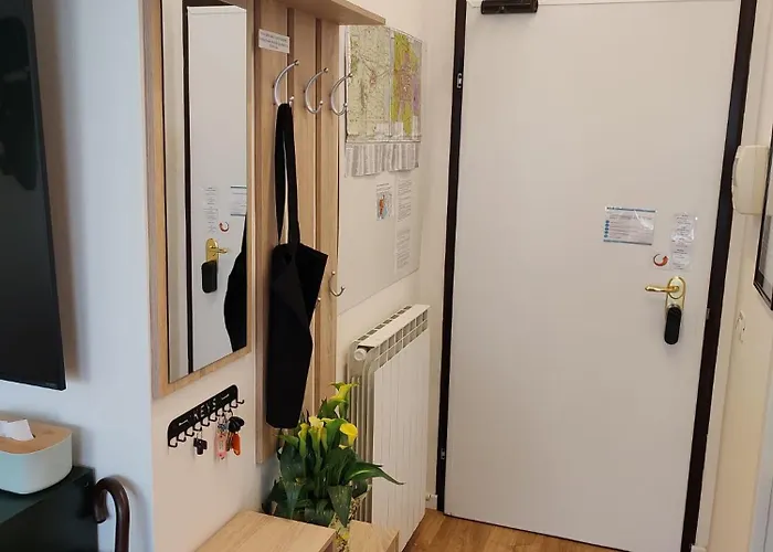 Art-apart 106 Lt Con Giardino Privato Apartament